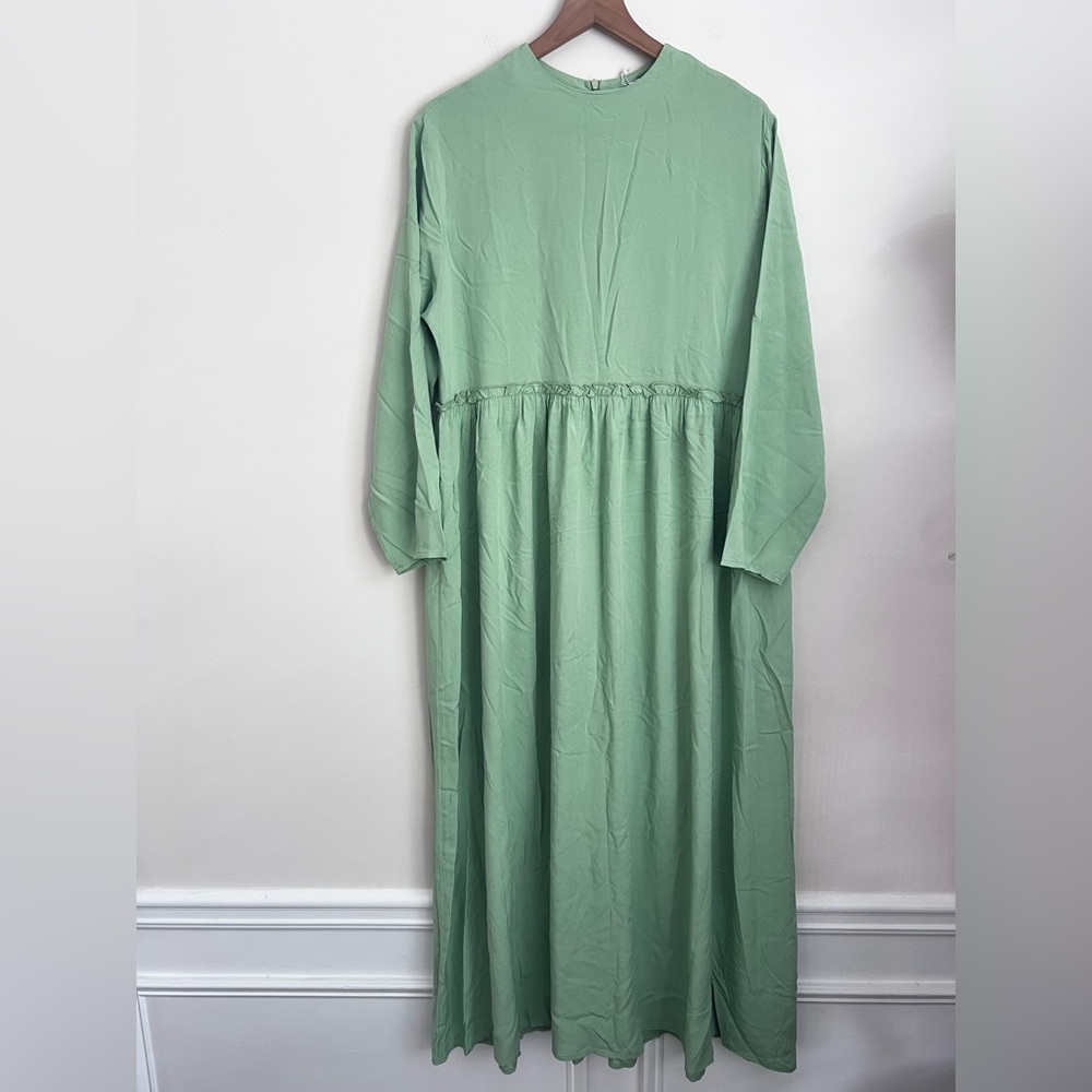 kadriye basturk Elegant Green Maxi Dress long sleeve modest